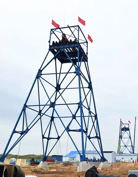 陜煤建設(shè)礦建三公司高效完成小保當(dāng)?shù)V井進(jìn)回風(fēng)立井井架組立工程