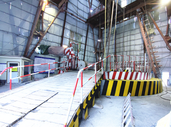 陜煤建設(shè)礦建三公司天山勝利隧道1號豎井二襯施工順利完工