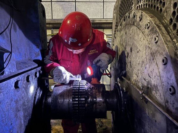 陜煤建設(shè)機電安裝公司曹家灘項目部：沖刺年末“收官戰(zhàn)”