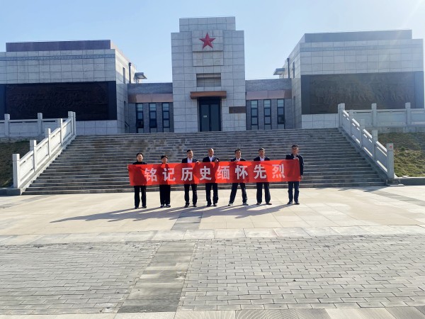 陜煤建設澄合分公司物資設備管理部扎實開展“傳承紅色基因 汲取奮進力量”主題黨日活動