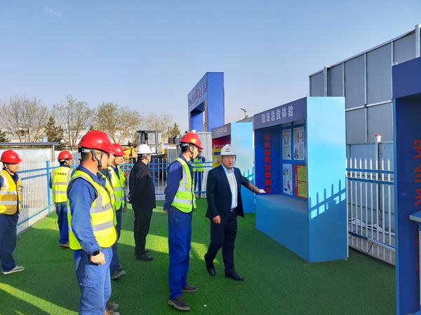 趙敬凱蒞臨北元化工募投項目檢查指導(dǎo)工作
