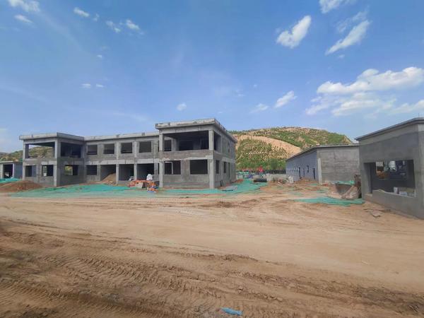 陜煤建設(shè)路橋分公司綏德縣第二凈水廠工程主體順利驗(yàn)收