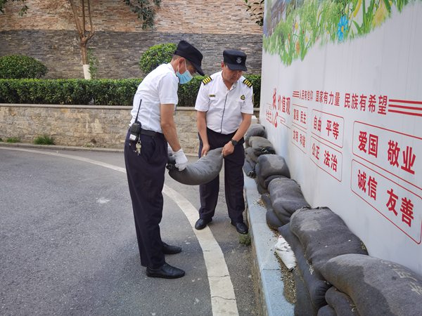 陜煤建設(shè)大秦置業(yè)公司：未雨綢繆 物業(yè)筑牢防汛“安全墻”