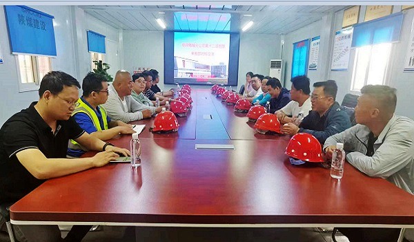 陜煤建設(shè)渭南分公司第三項(xiàng)目部對(duì)標(biāo)學(xué)習(xí)促發(fā)展，經(jīng)驗(yàn)共享譜新篇