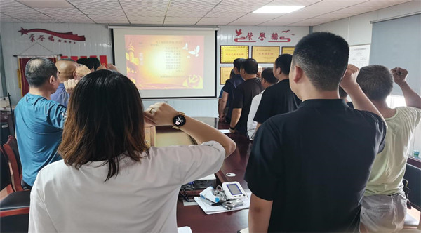 陜煤建設(shè)漢中分公司第五項(xiàng)目部：“軟硬”兼施防火災(zāi)，夏季安全記心間