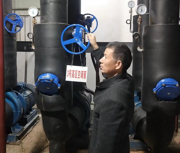 陜煤建設(shè)大秦置業(yè)公司：物業(yè)暖心行動(dòng) 讓冬天更有溫度