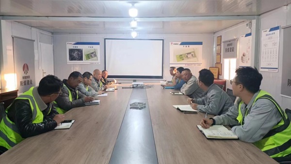 陜煤建設(shè)綠宇公司：發(fā)起“冬季攻勢(shì)”，擰緊“質(zhì)量安全閥”
