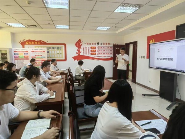 陜煤建設(shè)煤礦運營服務(wù)分公司：開展生產(chǎn)安全事故應急預案培訓活動  提升應急處理能力