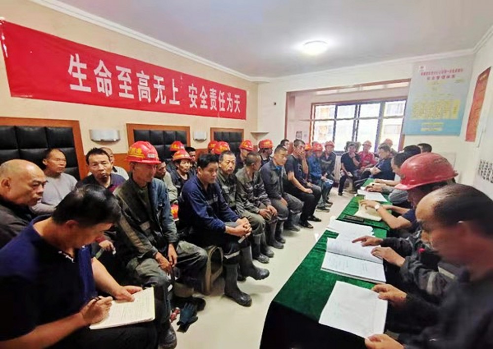 陜煤建設(shè)澄合分公司第一安裝項(xiàng)目部強(qiáng)化現(xiàn)場安全管理出實(shí)招！