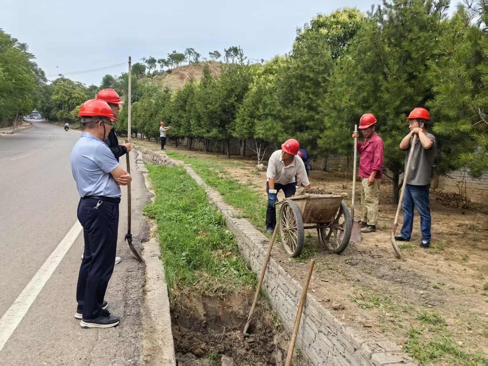 安全生產(chǎn)月超燃行動！清淤攻堅顯身手 巧思護墻守安全