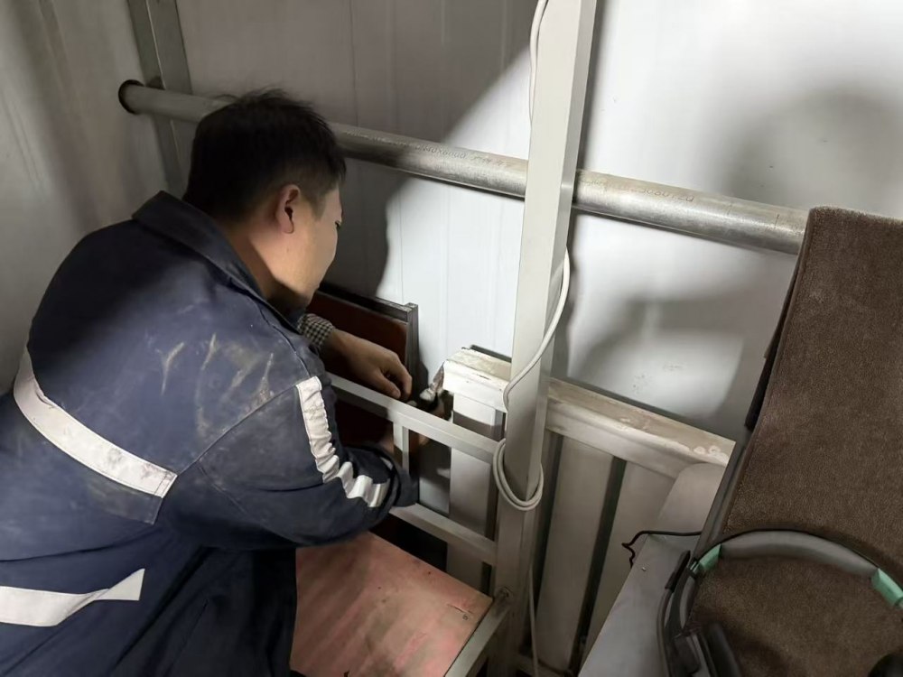 陜煤建設(shè)煤礦運(yùn)營服務(wù)分公司：小寒不寒，暖流涌動