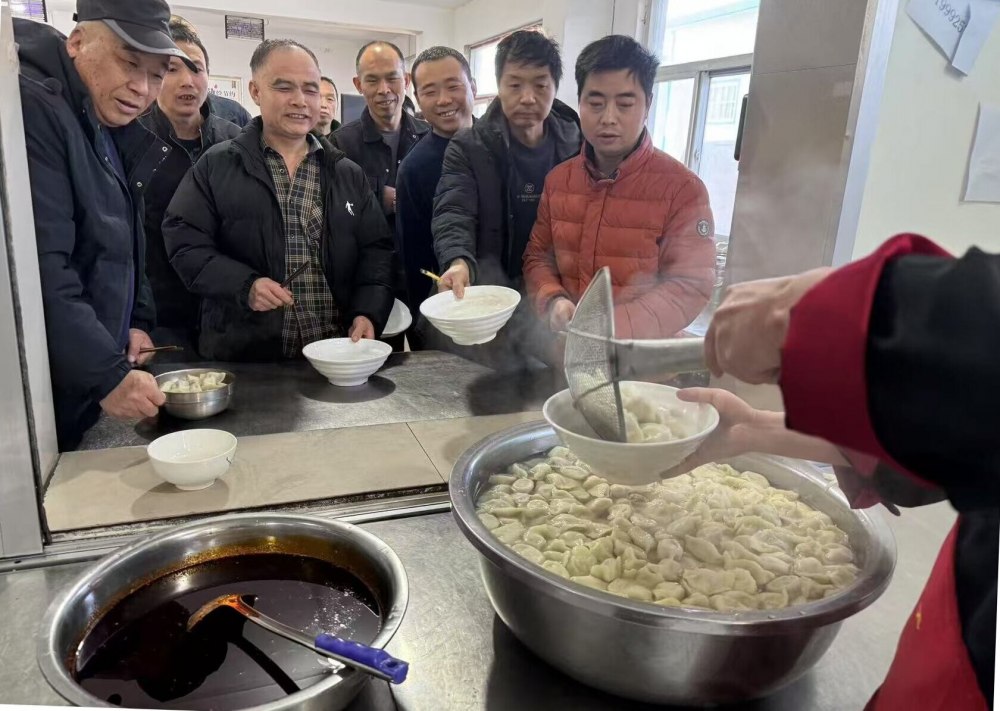 陜煤建設(shè)煤礦運(yùn)營(yíng)服務(wù)分公司：-25℃下的“暖流”行動(dòng)