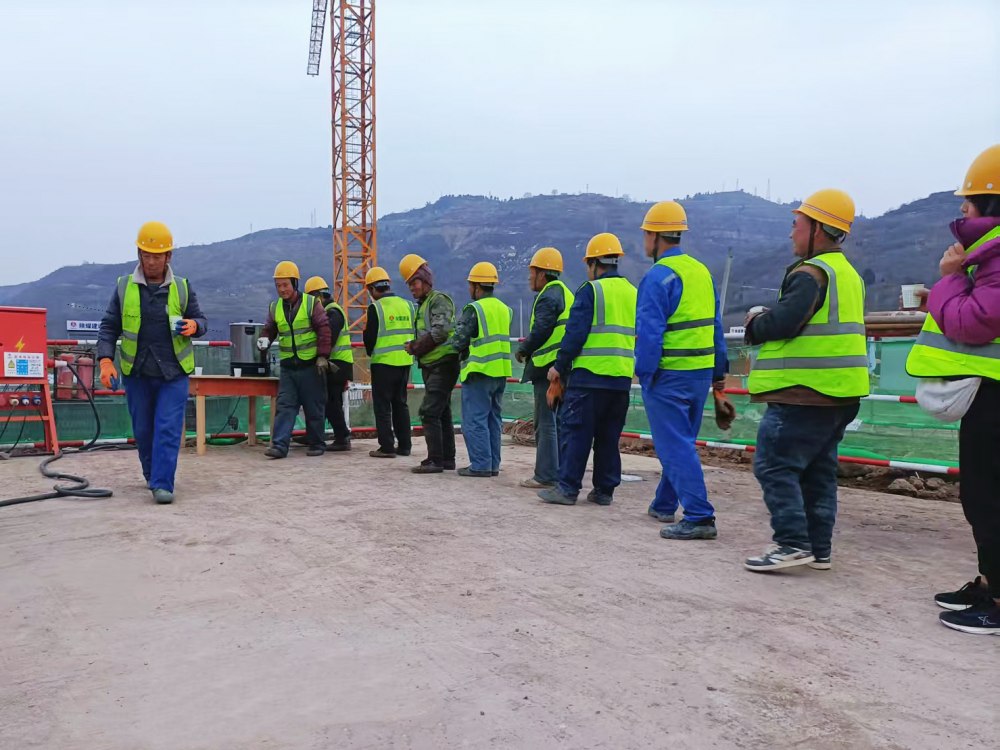 陜煤建設韓城分公司土建六項目部：跑好新春“第一棒”，韓城北站物流集運中心項目樁基礎建設階段性工程圓滿完成